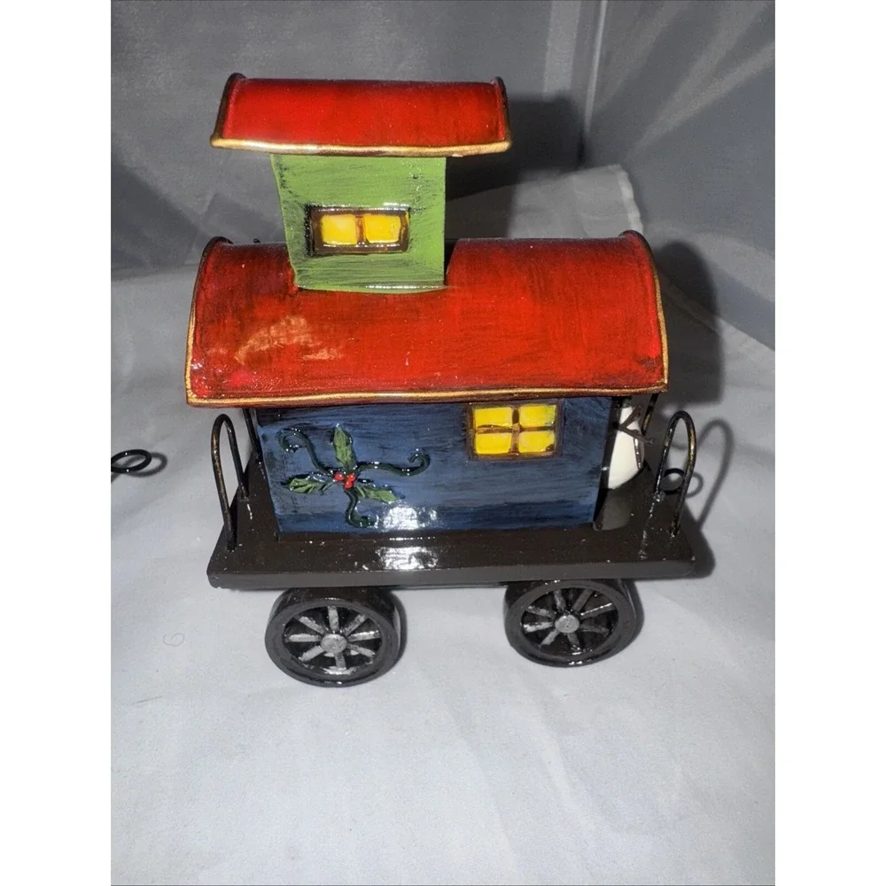 Sterling 3 Piece Resin  Santa,‎ Snowman and Tree Christmas Train Set.